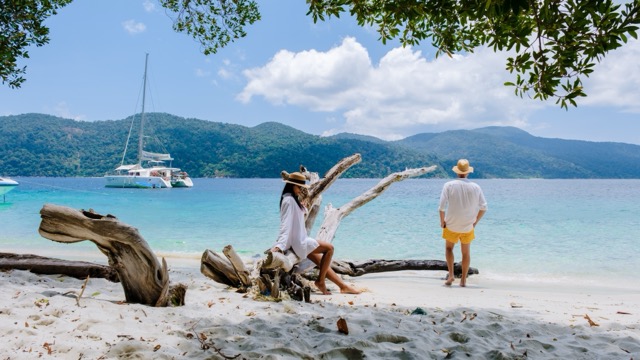 Outside + Inside Zone - Koh Lipe Shared Island Hopping & Snorkeling Tour